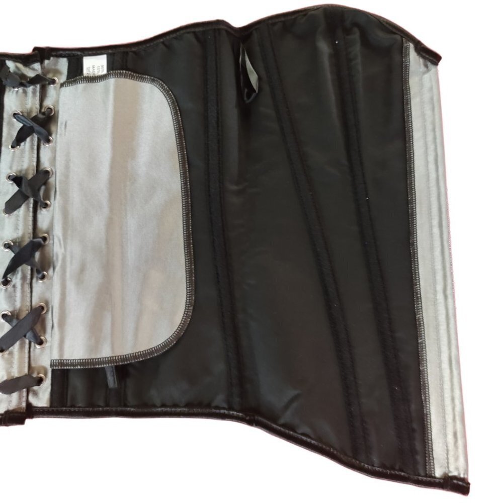 ๐ NWT Silver Sparkle Overbust Corset and Thong Set - Picture 6 of 10